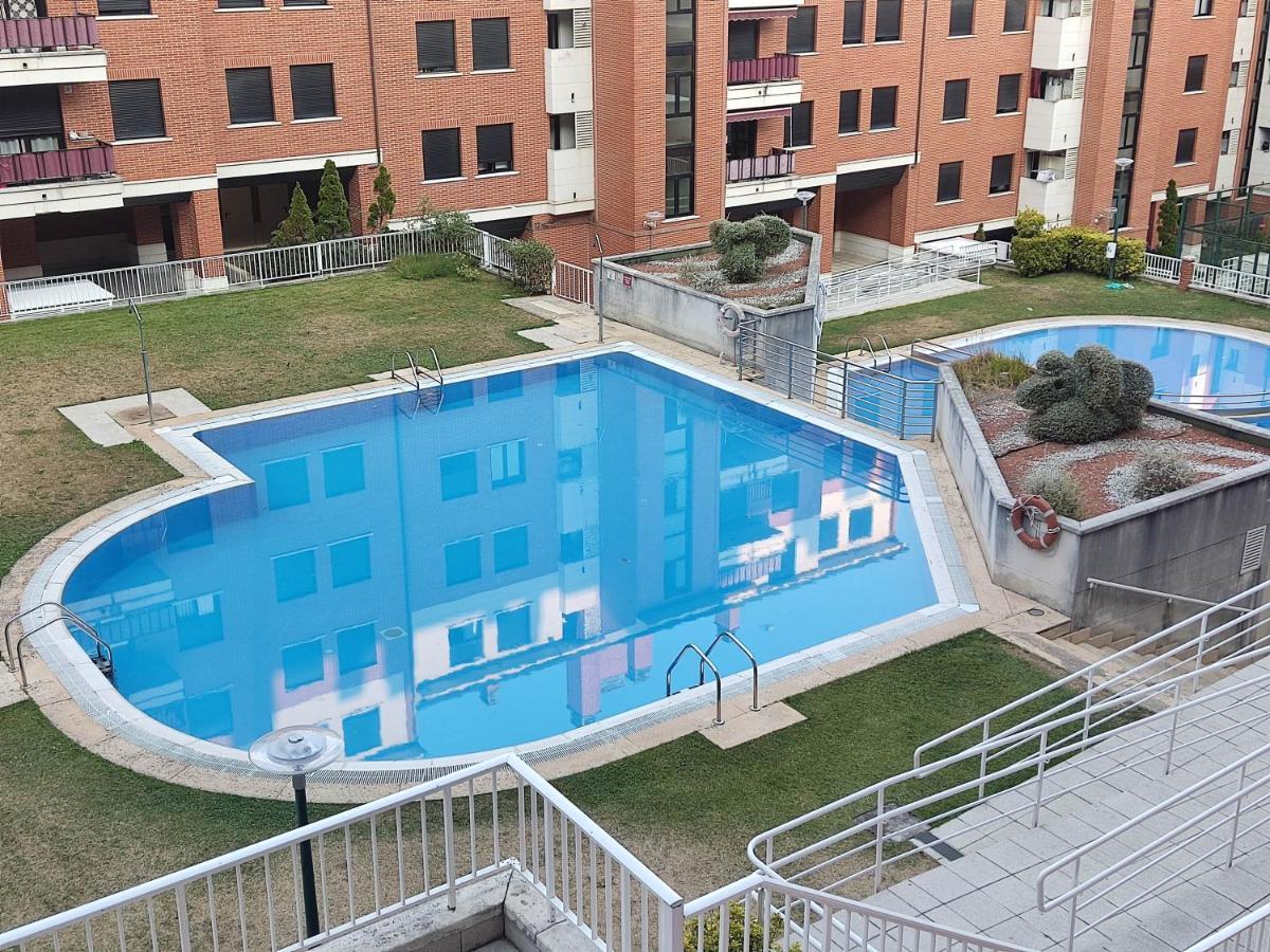 Precioso Apartamento Con Terraza, Pistas De Padel Y Piscinas Apartment Castro Urdiales Exterior photo